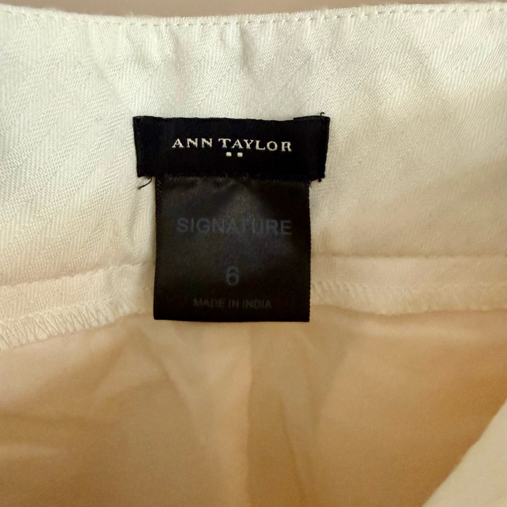 Ann Taylor Cream Textured Ankle Pants Size 6 Jacquard Work Trousers Neutral - Picture 4 of 7